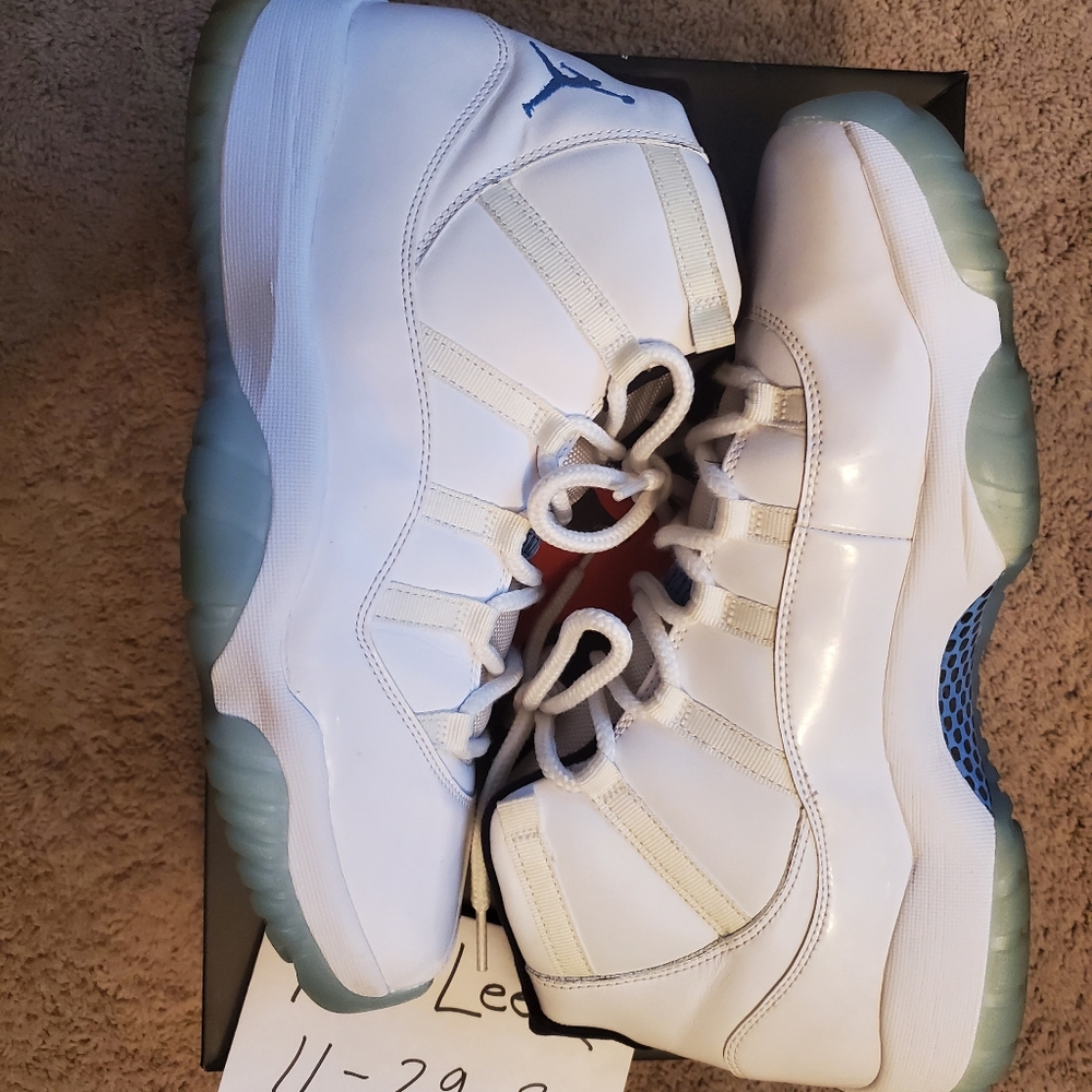 Jordan 11 legend blues